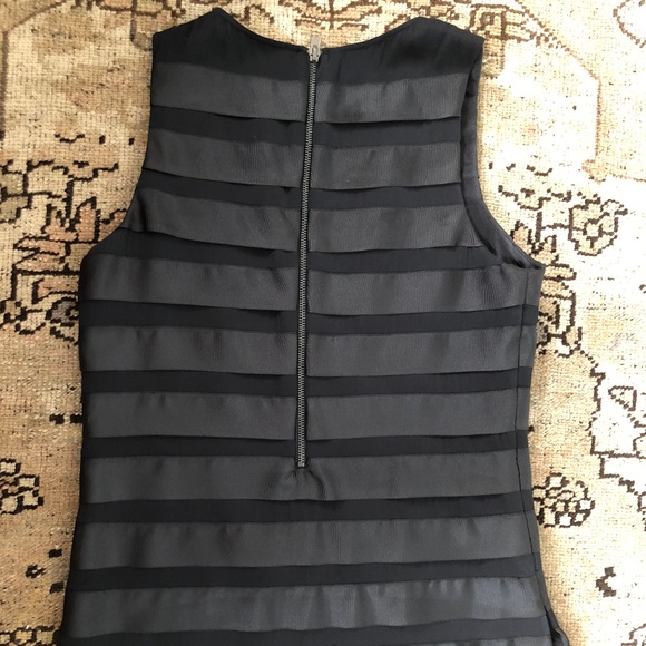 Alice + Olivia Tank Top - Picture 2 of 4